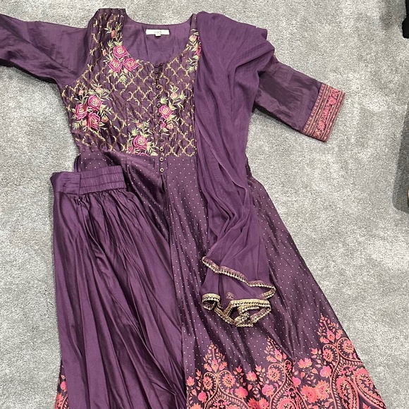 Purple and Pink light cotton skirt top - Picture 1 of 4